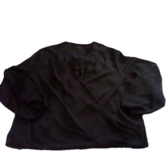 T Tahari Tops - ( 344 ) Tahari long sleeve black blouse